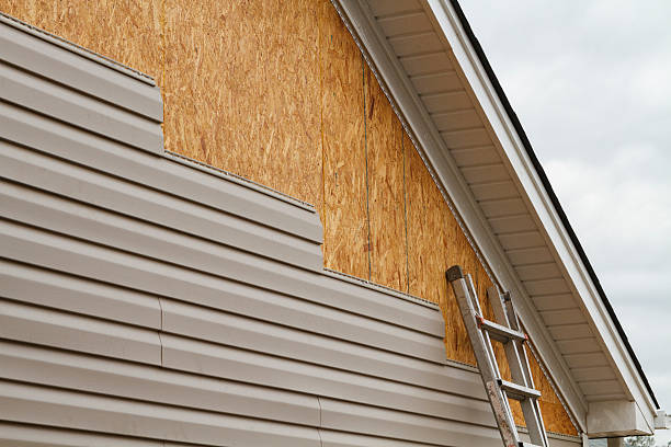 24/7 Emergency Storm Damage Siding Repair experts in Slickville, PA